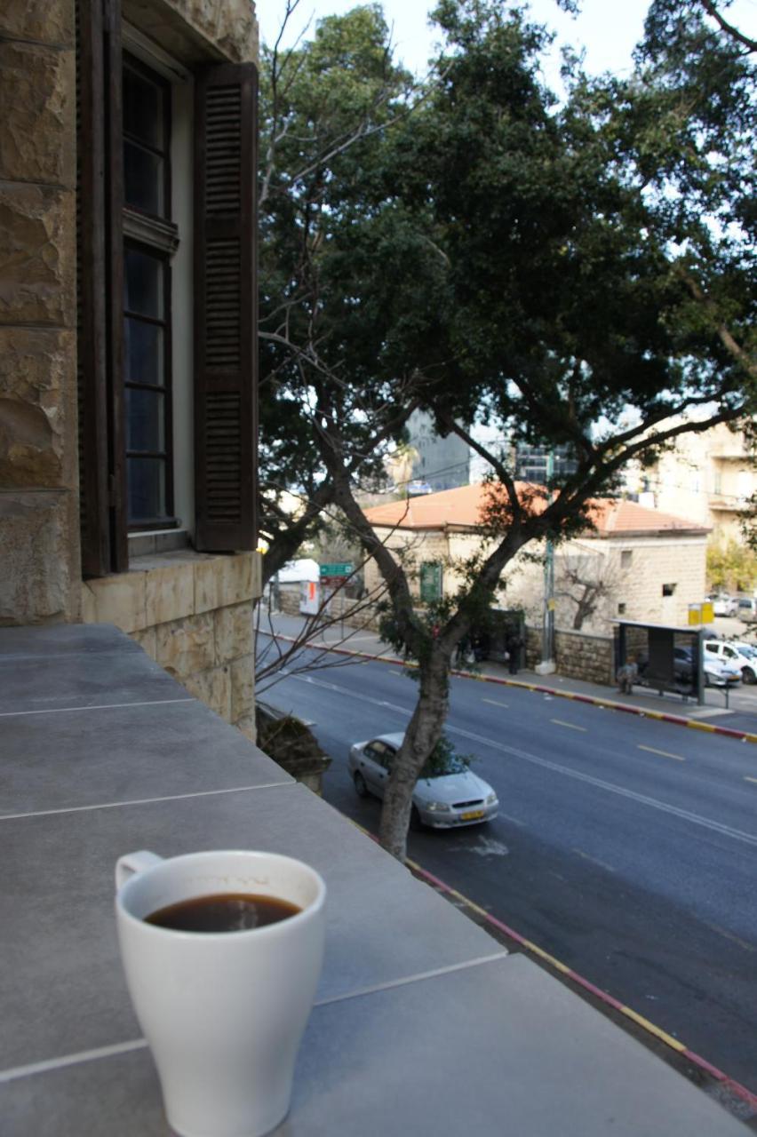 City Hall Hostel Haifa Buitenkant foto