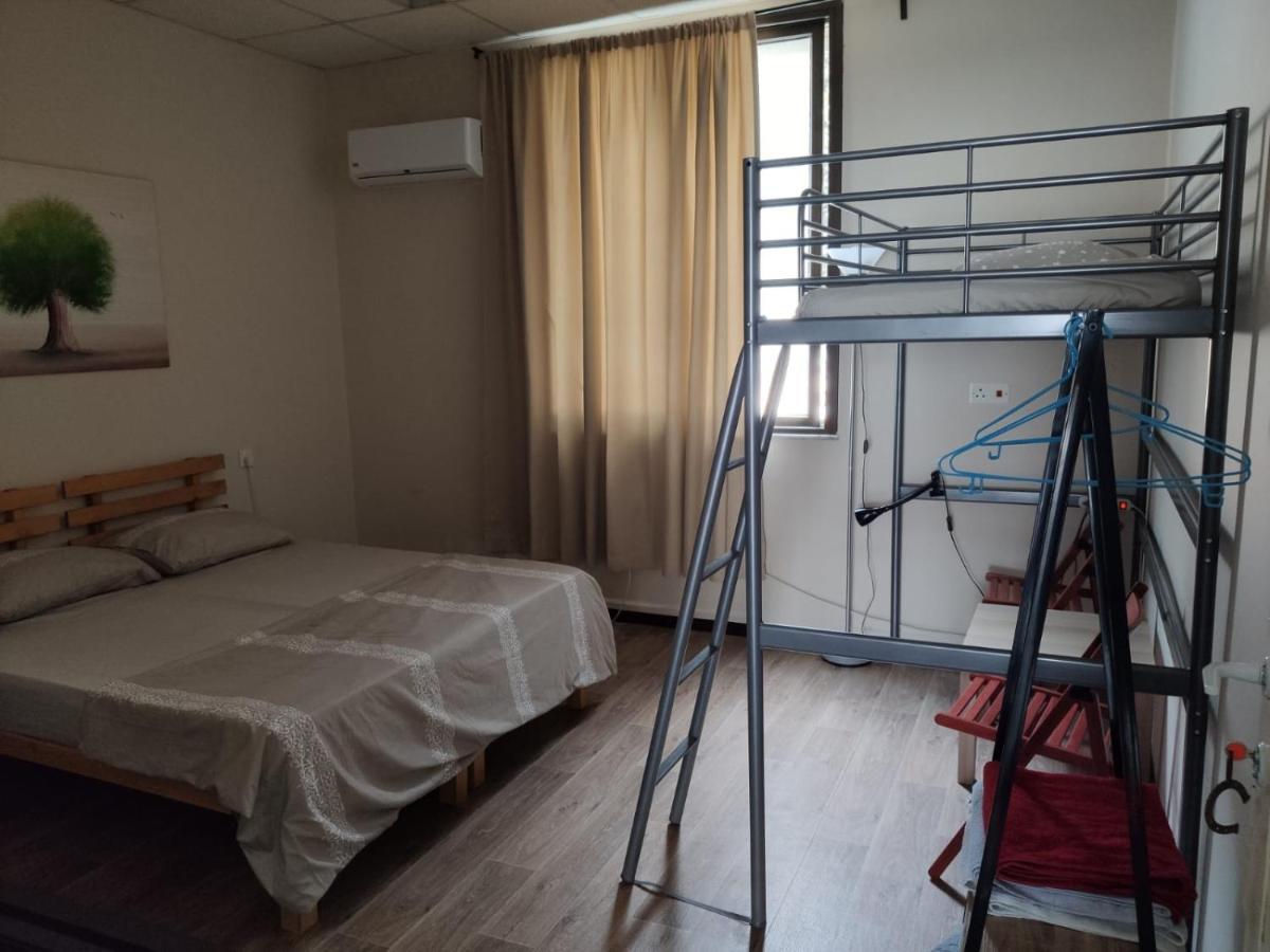 City Hall Hostel Haifa Buitenkant foto